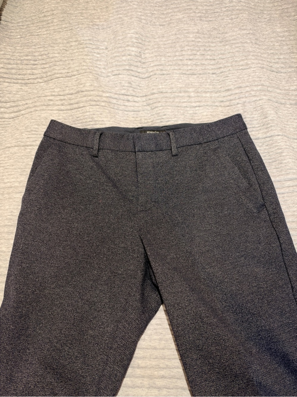 RW&CO. Men's Dark Gray Flat Front Dress Shorts